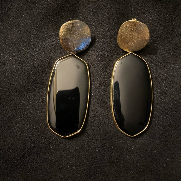 Earrings in the style of Kendra Scott - Picture 1 of 3